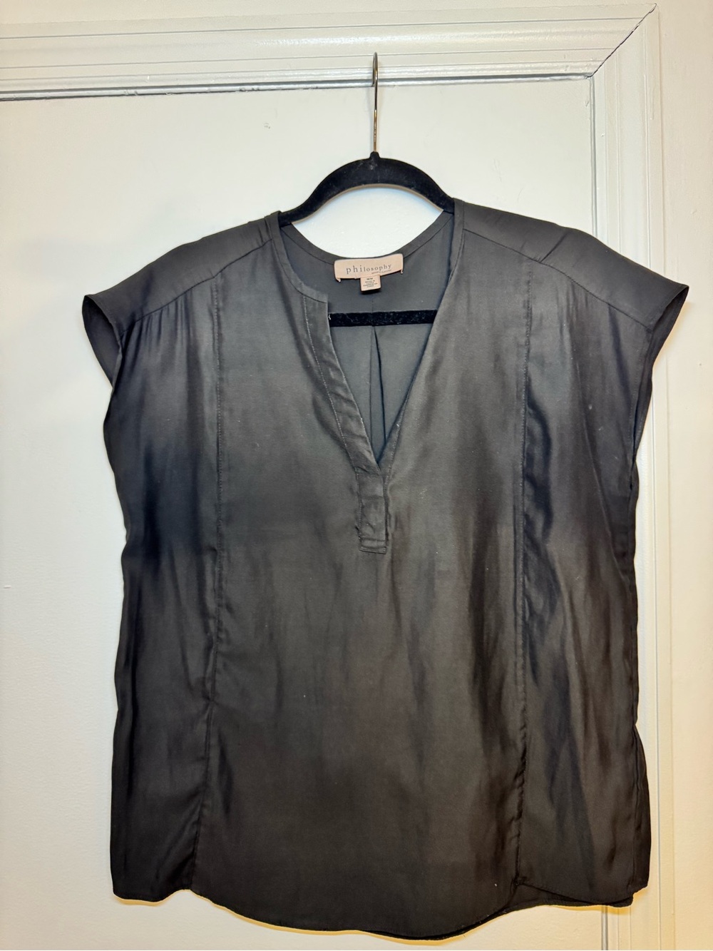 Philosophy Black Cap Sleeve V-Neck Blouse